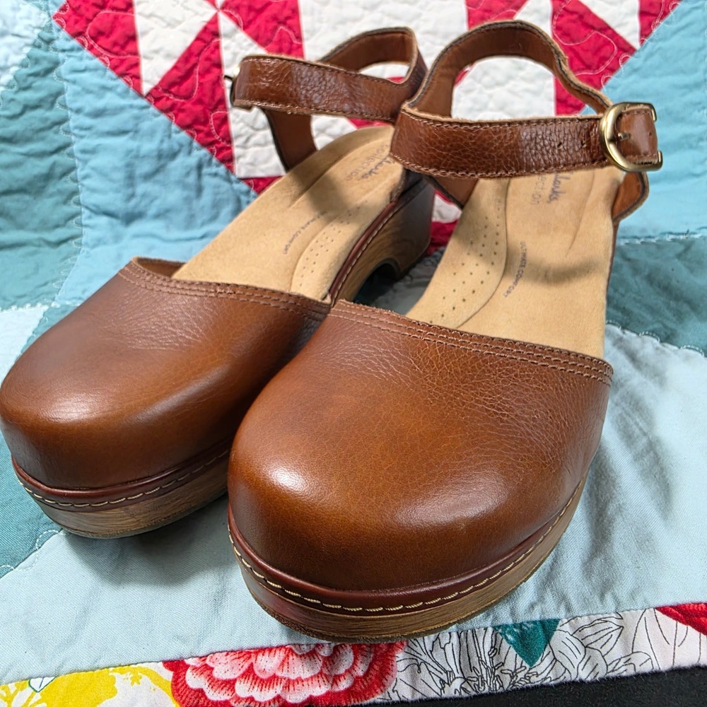 Clarks Paizlee Bay Womens Size 10 Tan Leather Ankle Strap Platform Clogs
